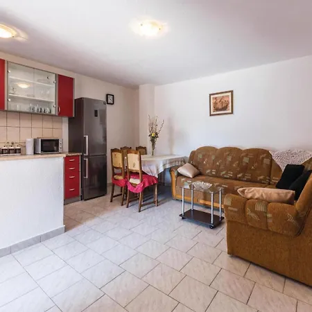 Apartment Amazing In Visnjan With Wifi *