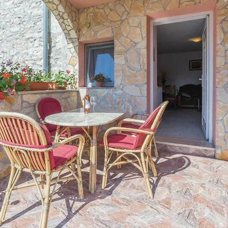 Apartment Amazing In Visnjan With Wifi *